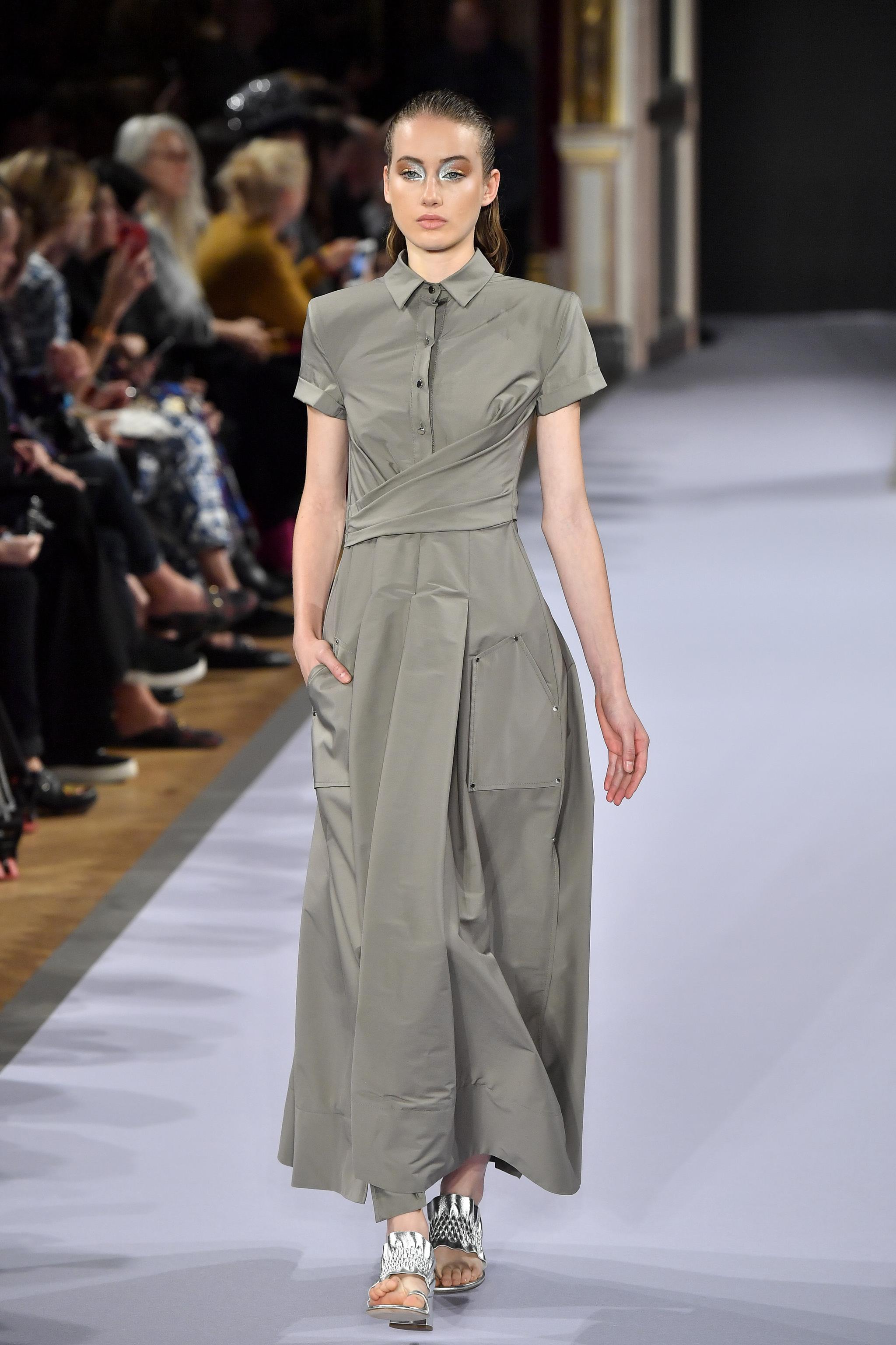 巴黎时装周——塔尔博特·伦霍夫发布春夏女装