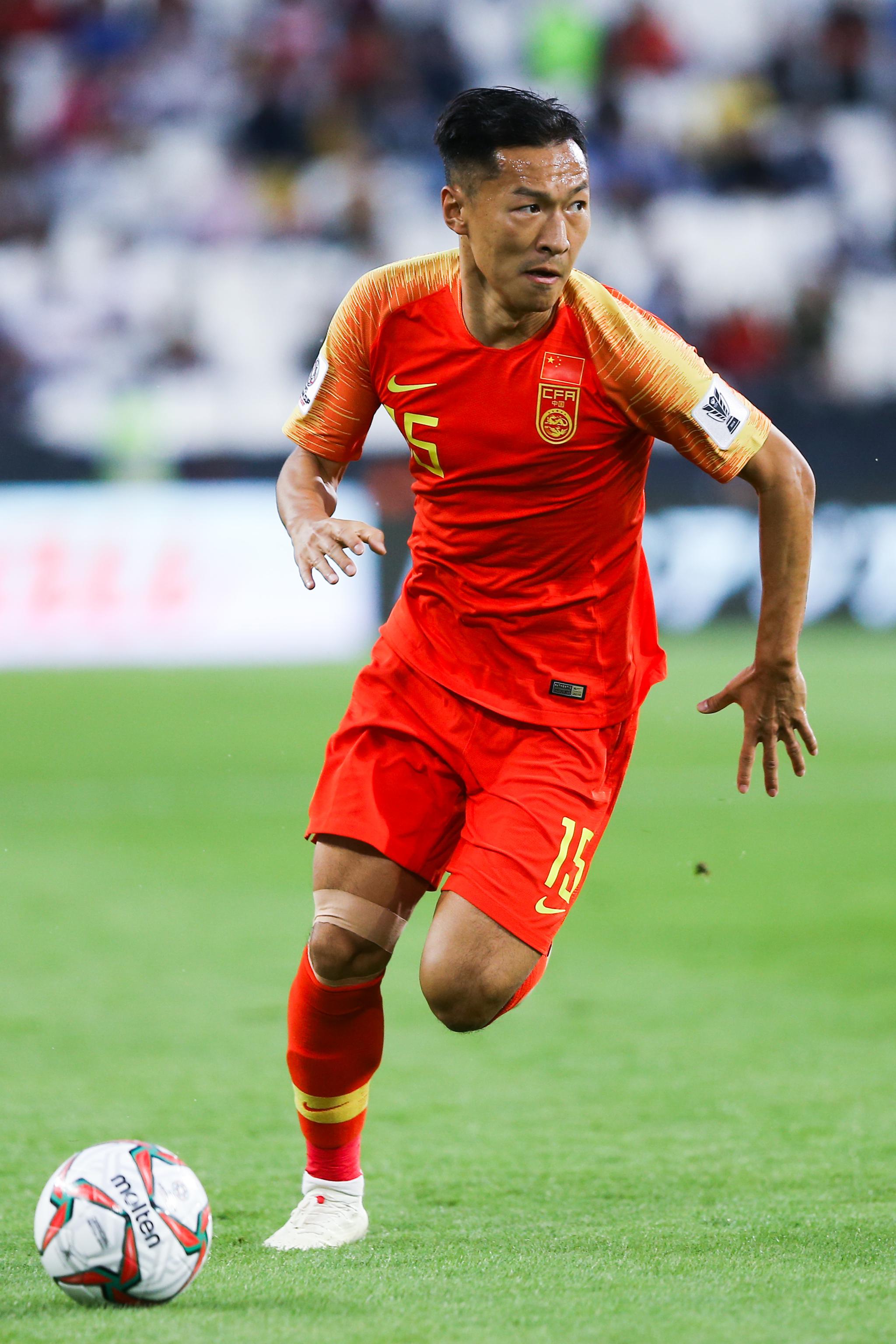 专访吴曦:亚洲杯出局很遗憾 与伊朗一战感觉技不如人