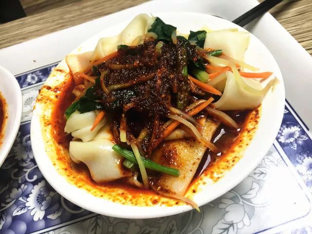 兰州小馆丨弯弯绕绕,终于找到这家武都小吃|面皮|小馆|武都_新浪新闻