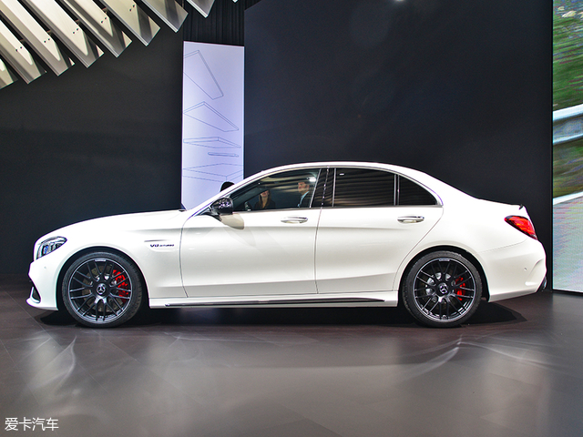 2018纽约车展 奥迪rs5对比奔驰amg c63