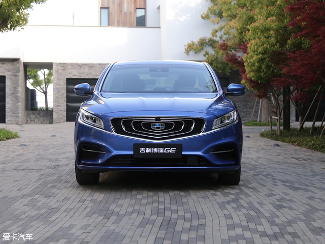 内饰国际范儿 爱卡汽车实拍吉利博瑞ge