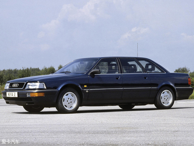 奥迪v8奥迪v8(d1)1988-1994年第一问:奥迪a8的蜕变历程是怎样的?
