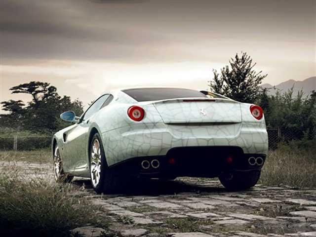 用中文按建的法拉利看过吗?青花瓷外观全球仅一辆,价格高达千万