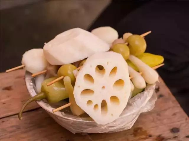 连州牛杂如果说酸浸缸,酸味十足,辣道不足那你想吃点更辣的,非选择