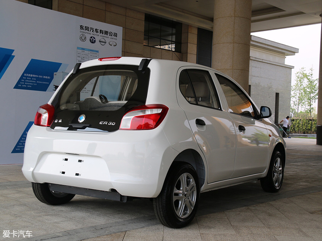 东风俊风er30实车亮相 续航里程255km