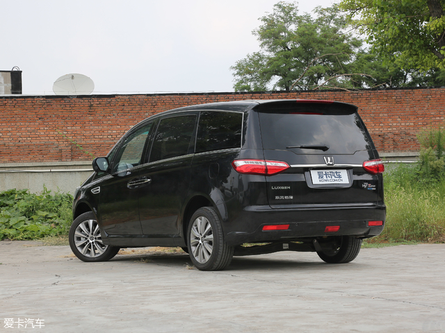 2019款纳智捷大7 mpv上市 售16.98万起-新浪汽车