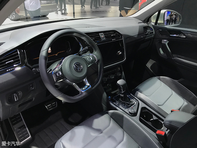 广州车展上汽大众新途观l售2238万起