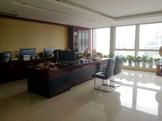刘立荣的办公室显得空空荡荡（第一财经记者摄影）
