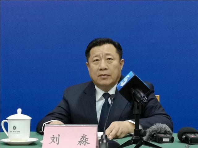 法制网济南2月26日电 记者徐鹏 通讯员郭永君 今天上午,山东省政府