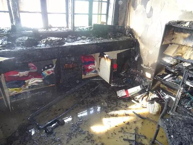 整层楼被烧光!无锡这户人家这个坏习惯你也有,看完惊出一身汗