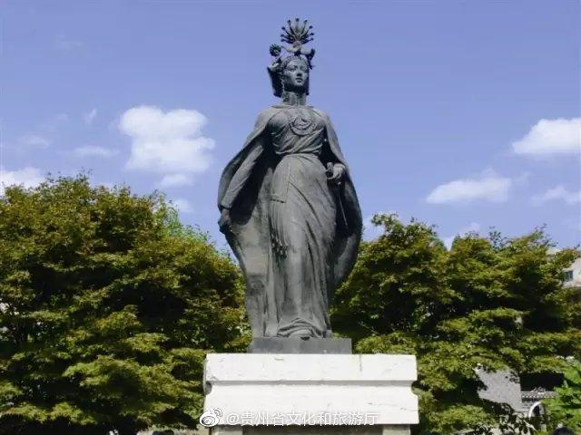 慕俄格古城位于贵州省大方县城北,始建于蜀汉,明代"贵州宣慰府