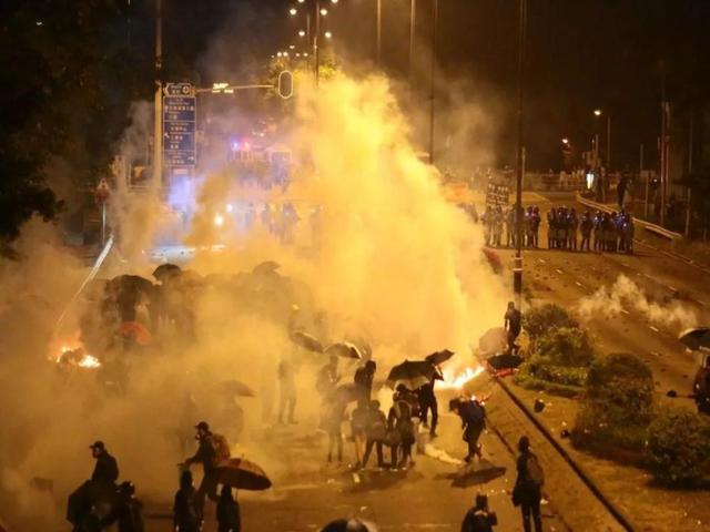 补壹刀:这六组数据,勾勒出今天香港的大轮廓