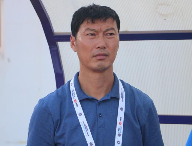 正文     在接受记者采访时,宋黎辉曾透露,如果冲乙后,会和鲁能泰山