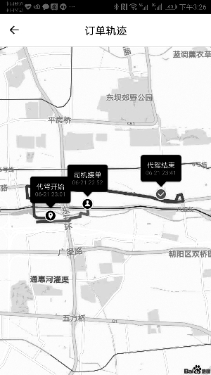 阎先生的订单轨迹显示,并没有在小区就结束行程。