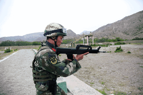 出镜"严肃卖萌",为国资委短视频平台账号"国资小新"赢得了数十万粉丝