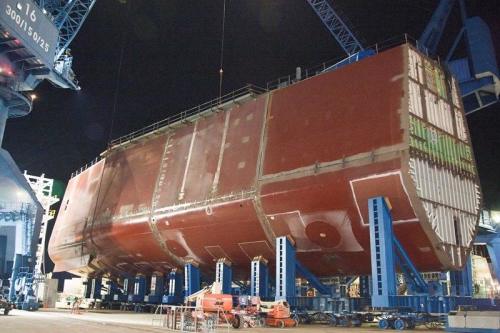 小议中国003型航母建造方式|造船|航母|船坞_新浪新闻