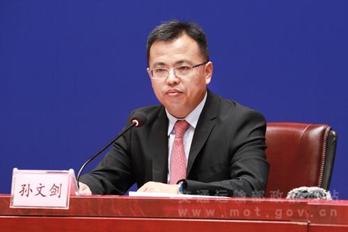 7座及以下小型客车 交通运输部新闻发言人孙文剑 来源:交通运输部网站