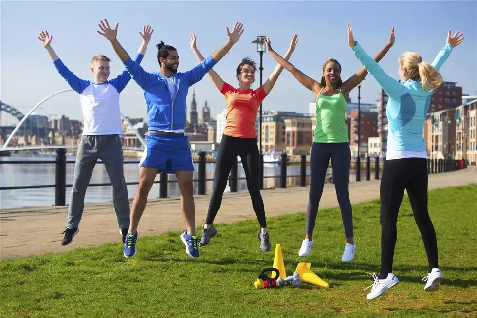 一个简单的动作就可给身体带来 6 大好处