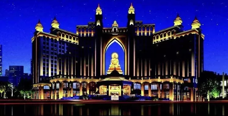 ▲权健位于江苏盐城的会议中间。 图片来源:权健官网