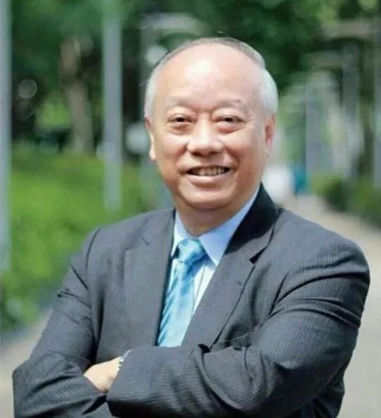 冯志坚对黄金的信心从未动摇