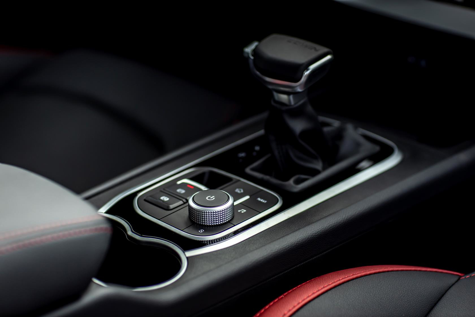 智感多屏SUV凯翼炫界将于6月22日青春上市