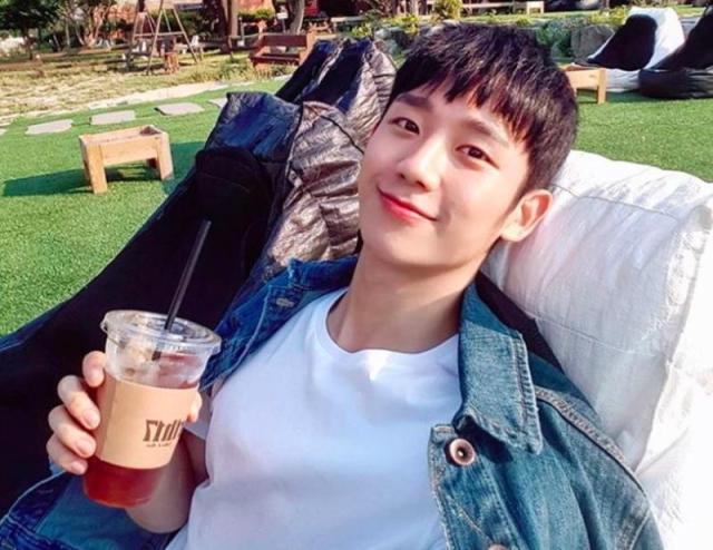 《经常请吃饭的漂亮姐姐》男主学生照曝光,简直是要吓跑小姐姐!