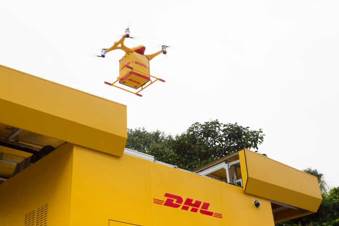 都说要用无人机送快递,他们家的计划似乎很可行