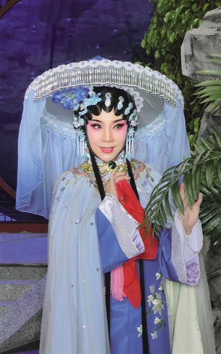 粤剧大师倪惠英: 中国戏曲不能放弃年轻观众