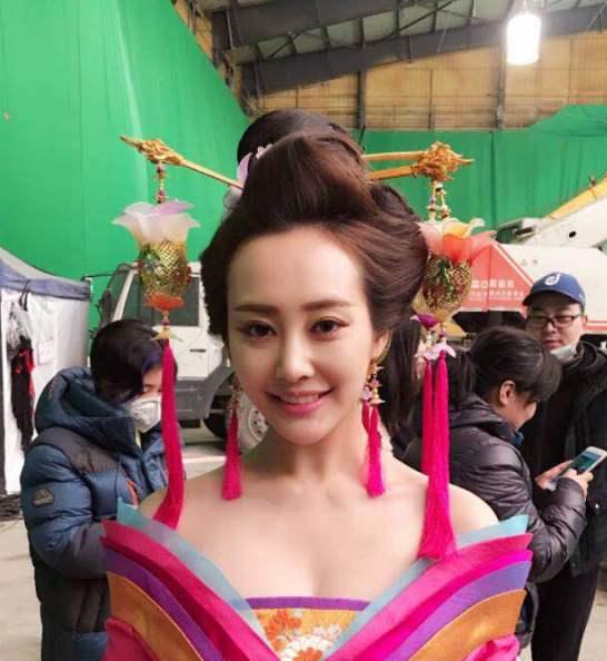 女星古装一字肩谁最有魅力呢三生三世里的她很大气