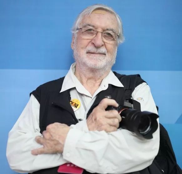 埃里·里德(美国)埃里·理德是以纸媒摄影记者身份加入马格南图片社的