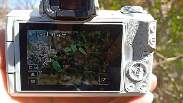 时尚轻便还可拍摄4k视频 佳能eos m50微单相机评测