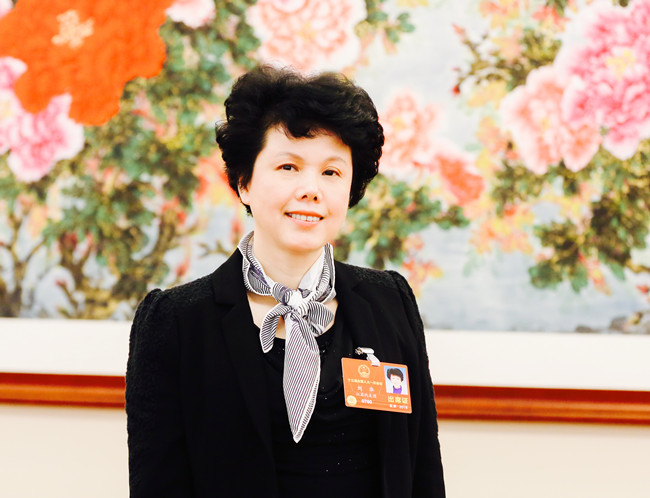 访江苏省检察院检察长刘华代表:重组内设机构彰显新时代检察改革自信