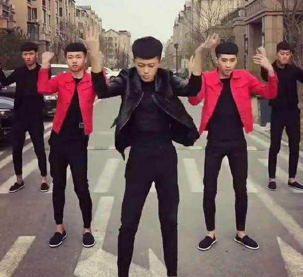 社会摇简史:生活太苦,不如跳舞