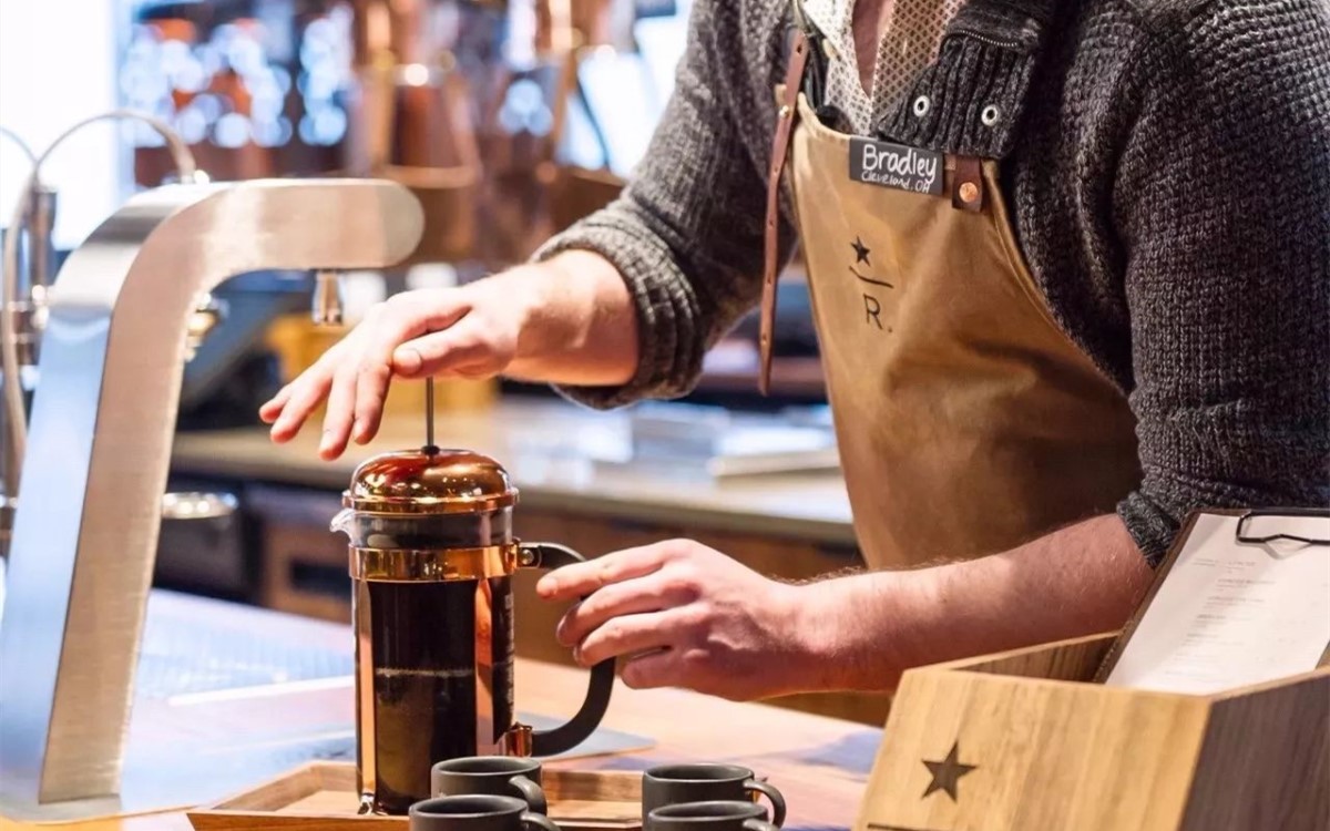 如果你在星巴克遇到这个颜色的围裙那赶紧点一杯咖啡吧