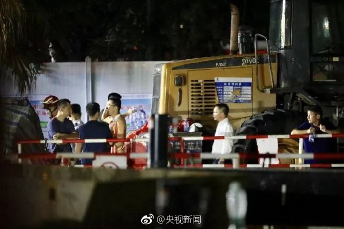 深圳暴雨引发洪水 已致七人死亡四人失联