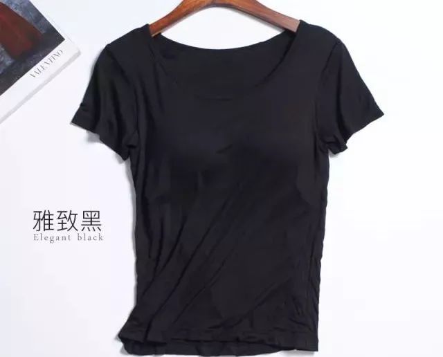 穿上瞬间凉爽10度!日本妹子不穿内衣,胸型超饱