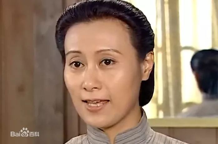 还记得情深深雨蒙蒙里的傅文佩吗她现在长这样啦