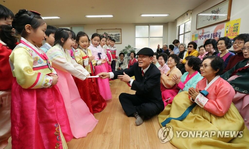 韩国压岁钱风俗始于百年前韩媒可能源自中国