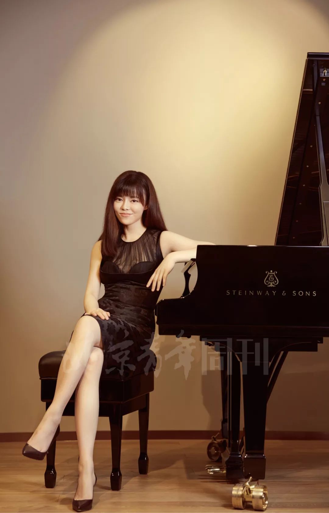 陈萨,钢琴前的女神赢在高级感 | cover person