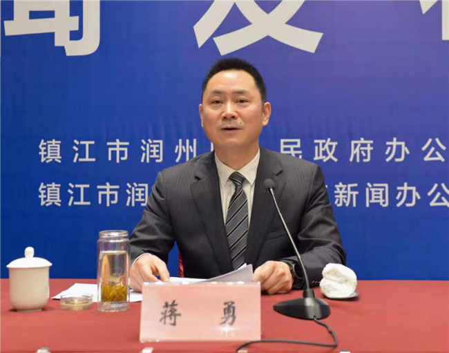 老旧小区改造等领域,润州区委常委,区人民政府常务副区长蒋勇介绍