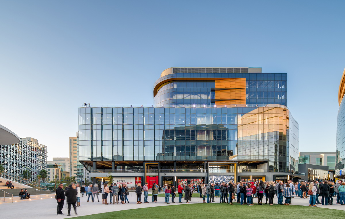 体育竞技的狂欢之城勇士队大通中心球馆gensler