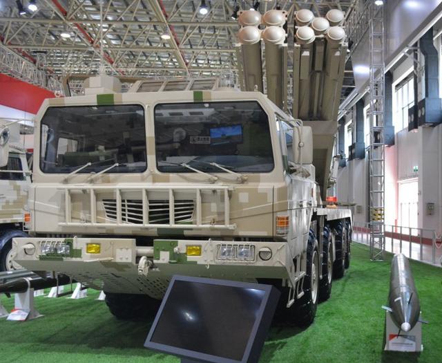 图片:ar-3火箭炮共架采用4联装370毫米弹和5联装300毫米弹.