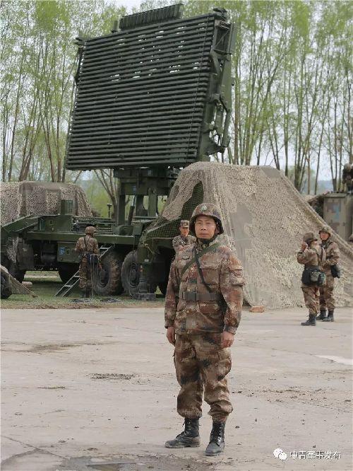 "兵王"詹武:为装备维修编制"百科全书"