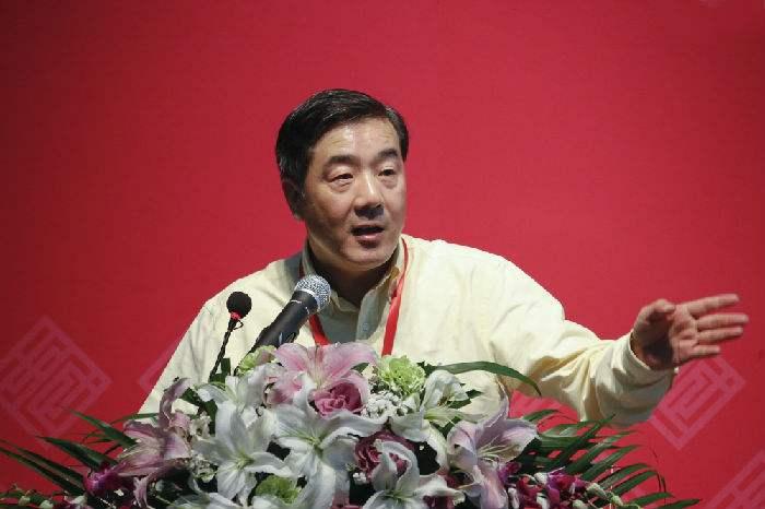 新一批上海市政府参事受聘姜平为参事室主任