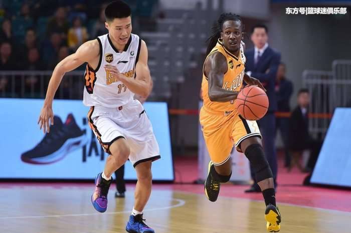 今年比赛不赌金链子要赌就赌双料MVP,砍全场