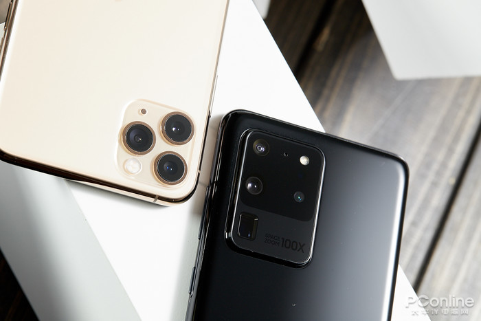 三星S20 Ultra对iPhone 11 Pro Max:顶级旗舰的较量