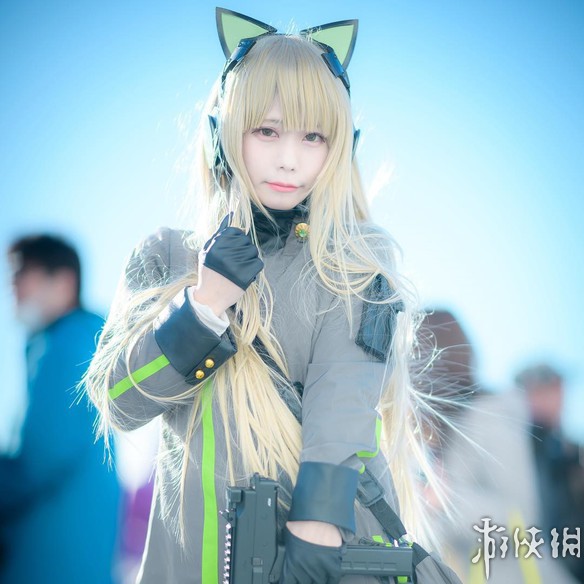 日本小姐姐雷姆cos写真集白色内衣展现魅力和温柔