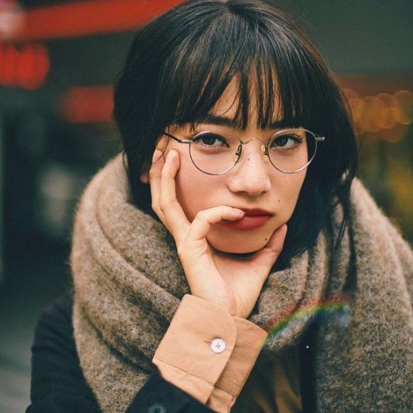 日系冬季的暖阳!日本演员&模特小松菜奈最新美照