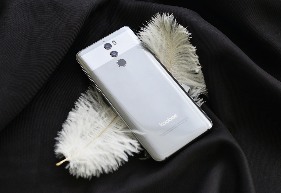 年轻人的时尚新选择 酷比f2海鸥灰图赏