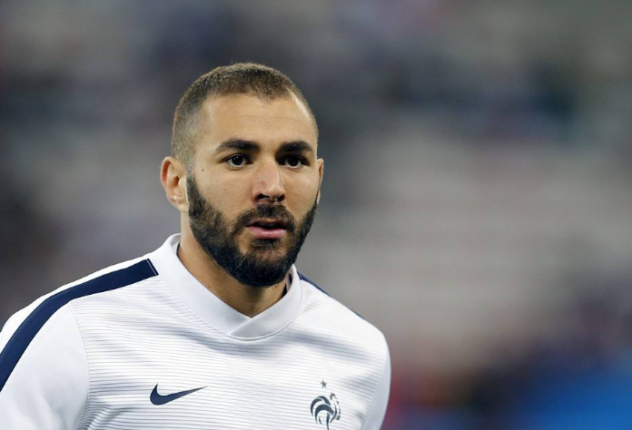 十二年后法国进世界杯决赛 之前没进"都怪"本泽马?